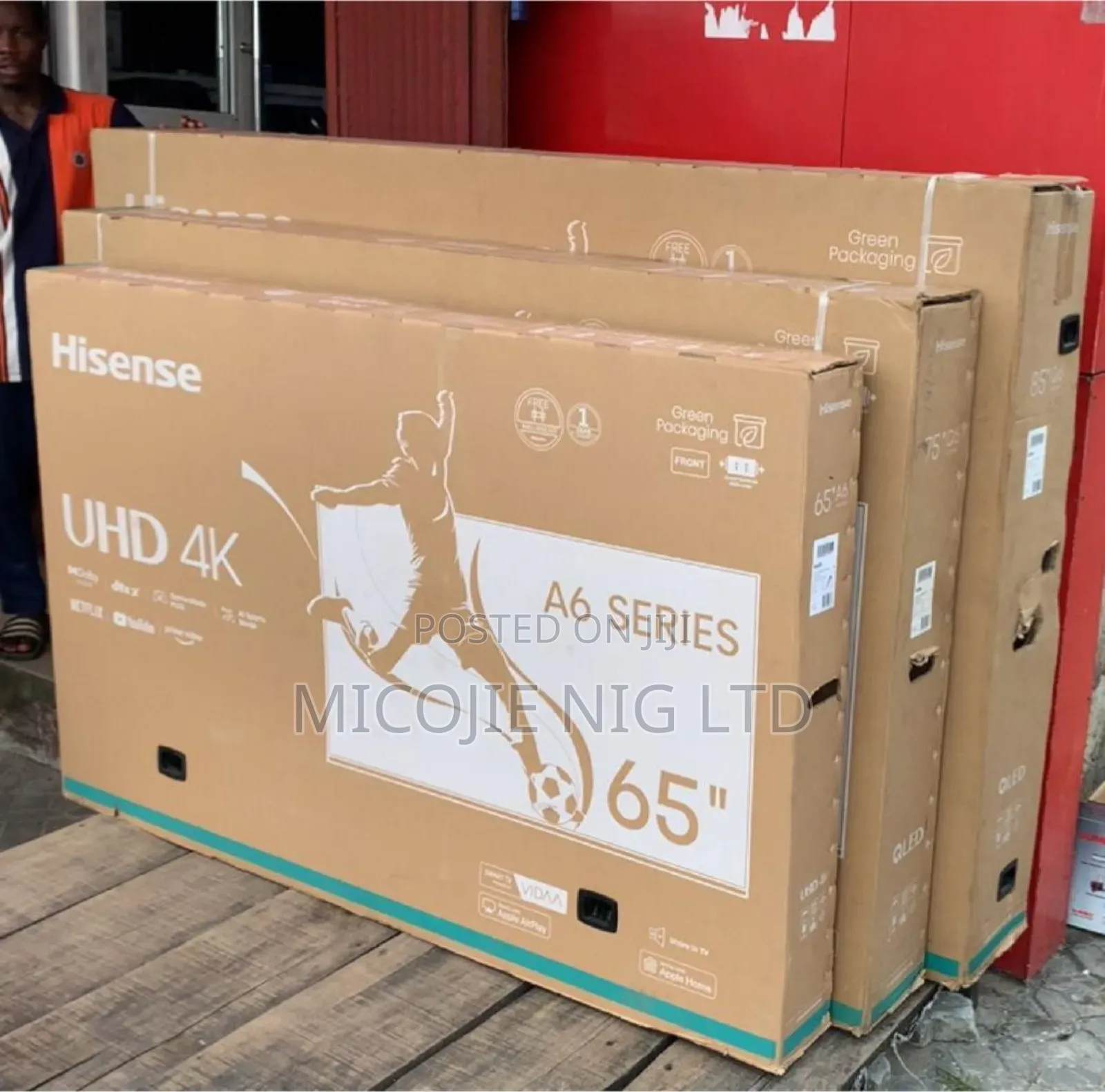 Hisense 65" UHD TV