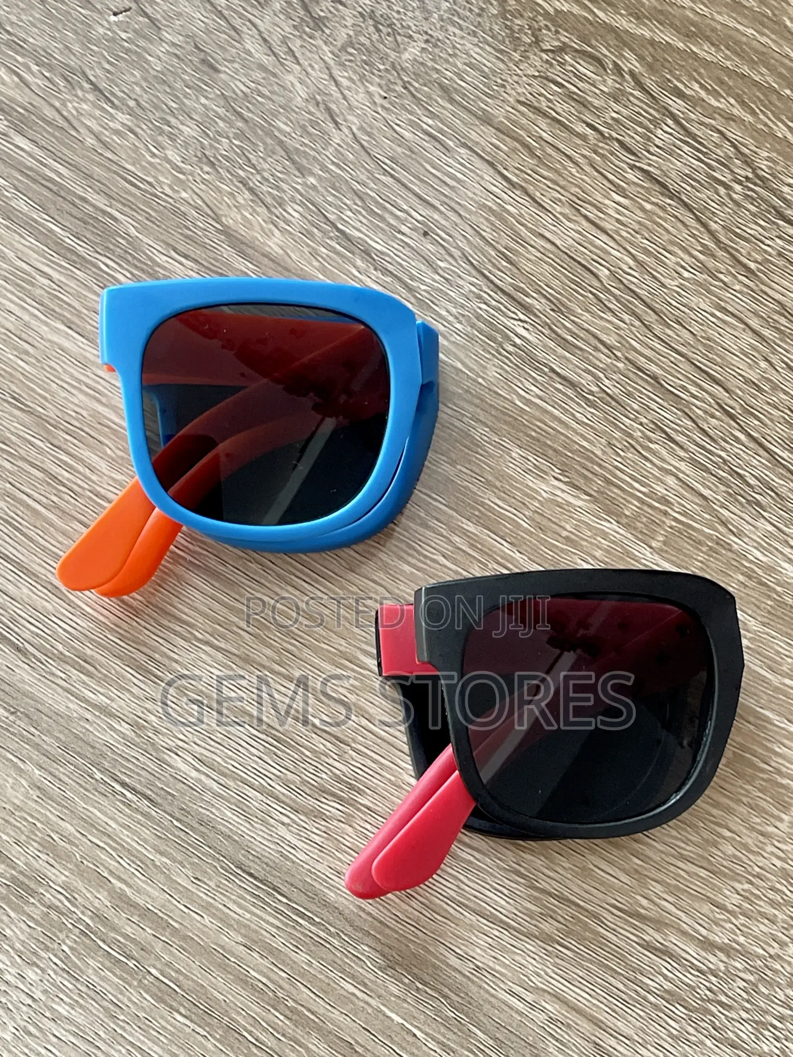 Fun Foldable Kids' Sunglasses - Two Colors!