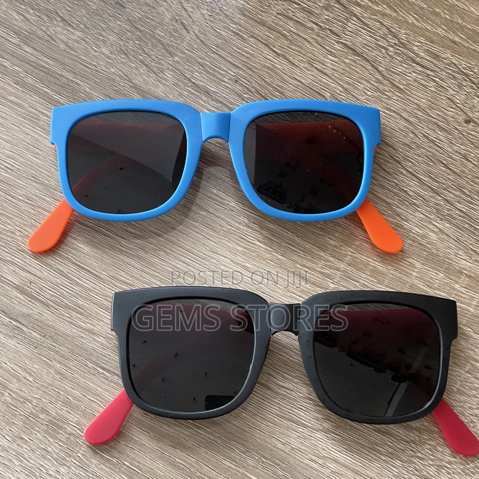 Fun Foldable Kids' Sunglasses - Two Colors!
