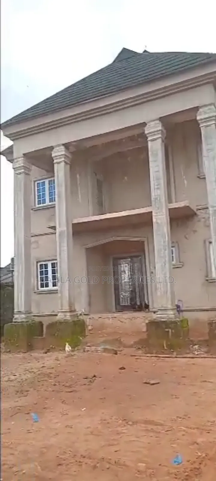5bdrm Duplex in Benin City for sale