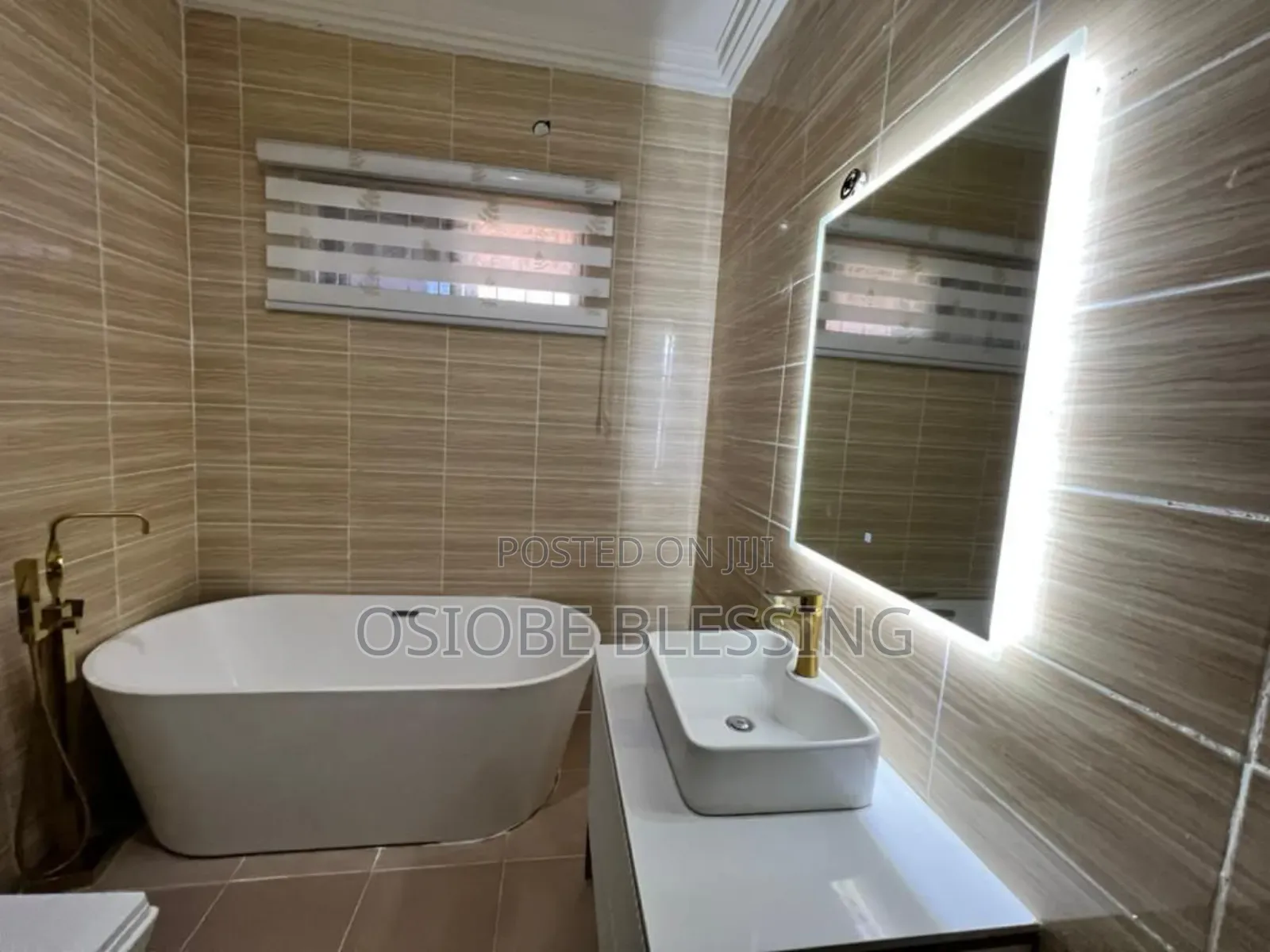 4bedrooms Duplex With Pool in Jahi Abuja