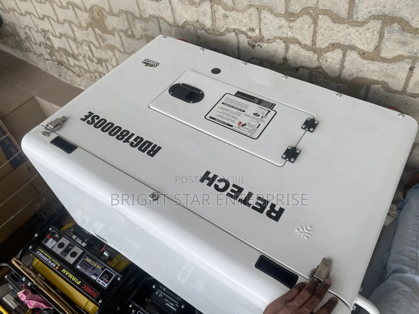 Retech Diesel Soundproof Generator Rdg18000es 100% Copper