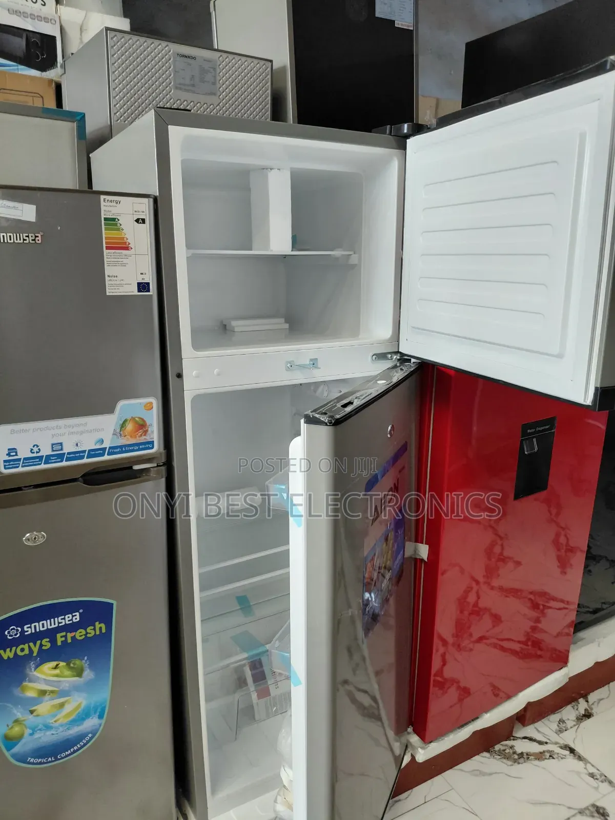 Aeon 212l Double Door Refrigerator Art205g