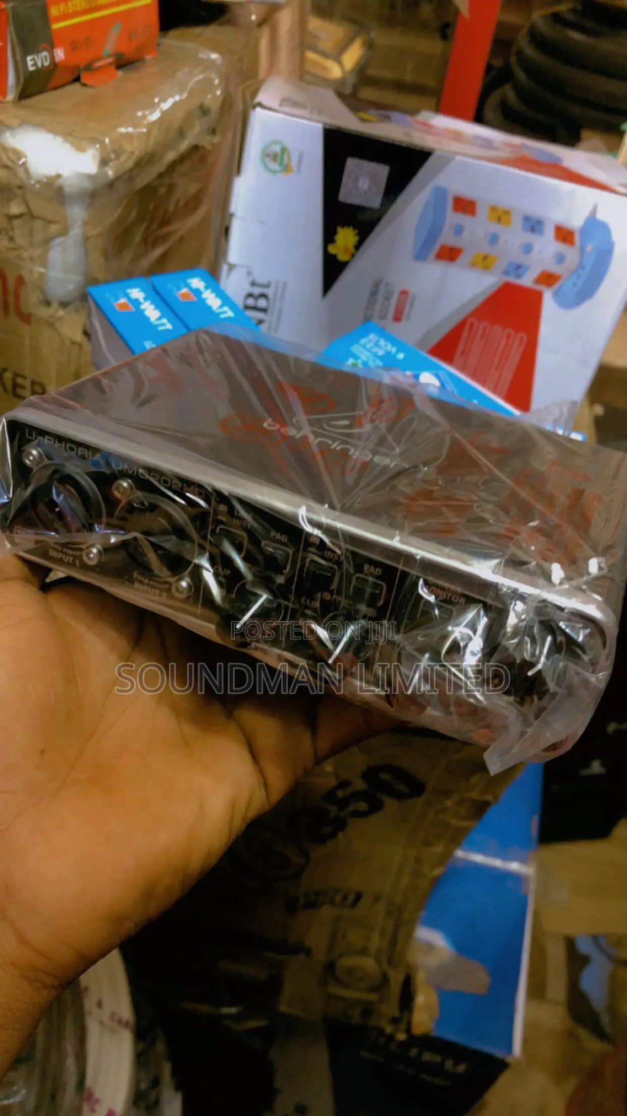 Behringer U-Phoria Umc202hd Usb Audio Interface (Soundcard) Studio