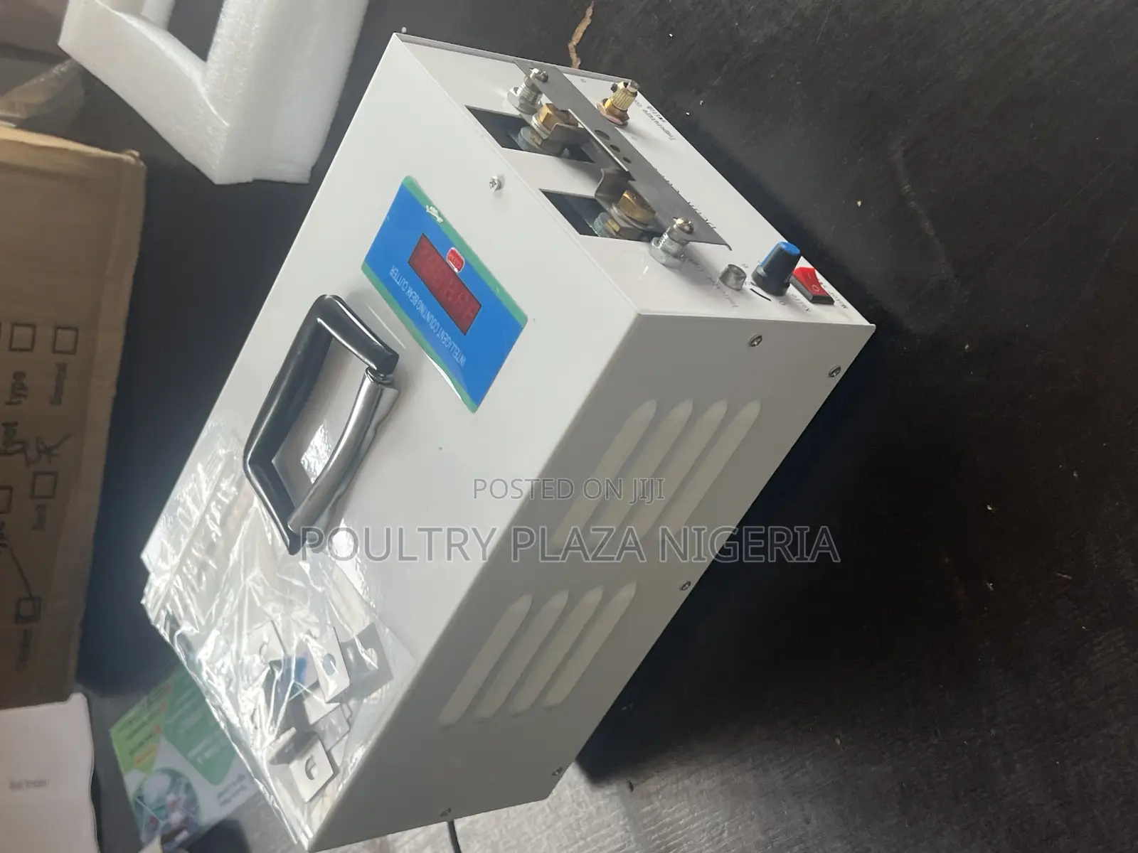 Debeaking Machine With Counter