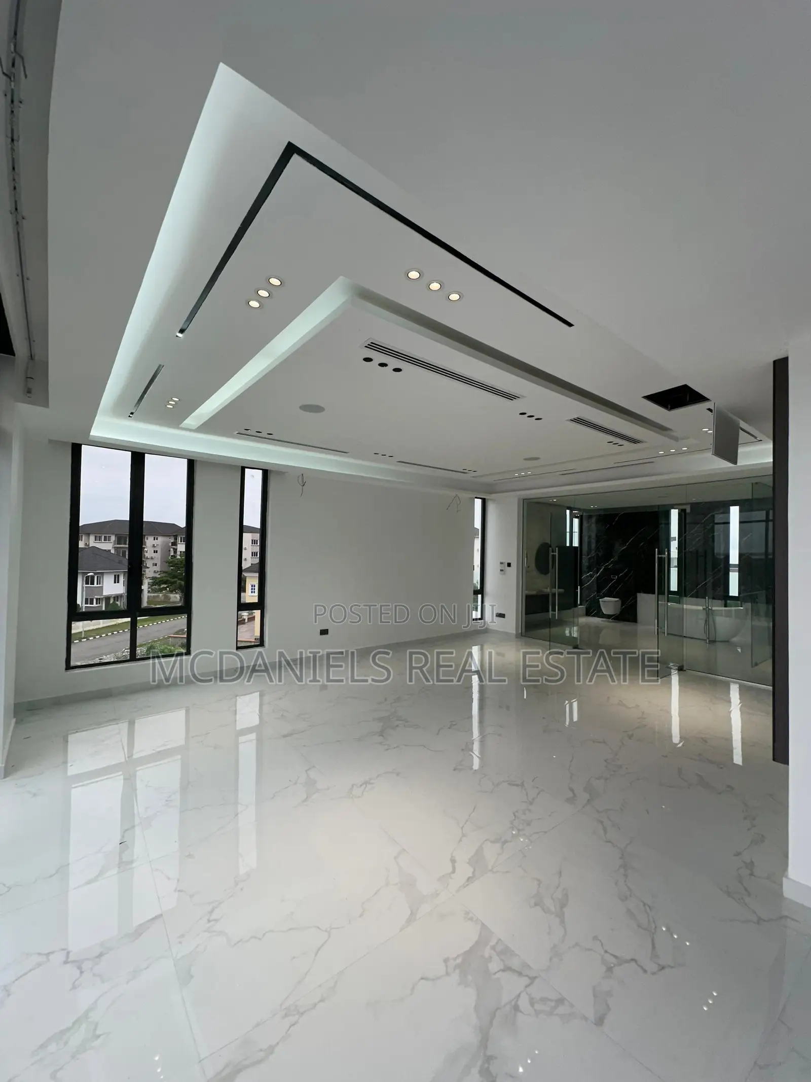 Furnished 5bdrm Duplex in Osapa london for sale