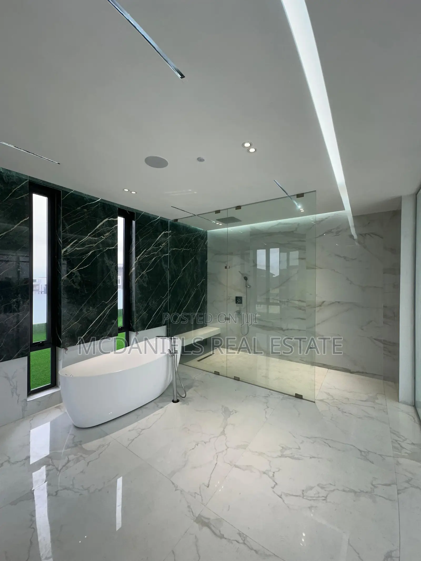 Furnished 5bdrm Duplex in Osapa london for sale