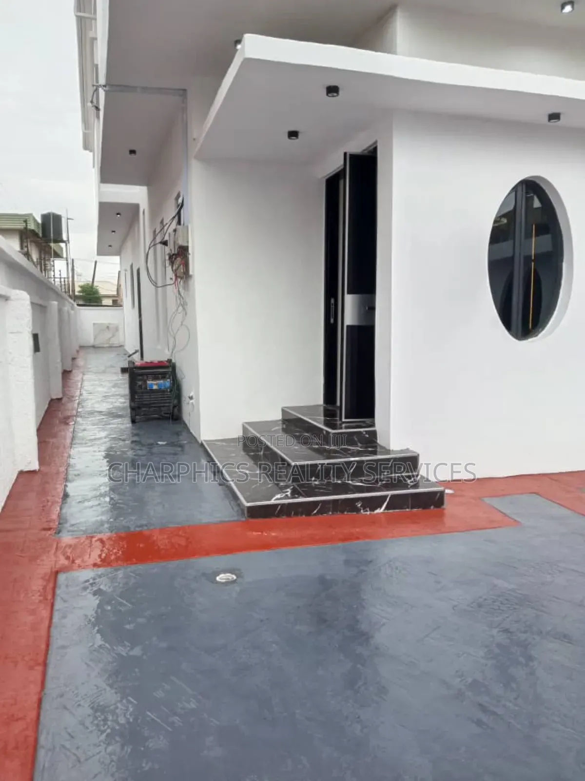 5bdrm House in Ikeja for sale