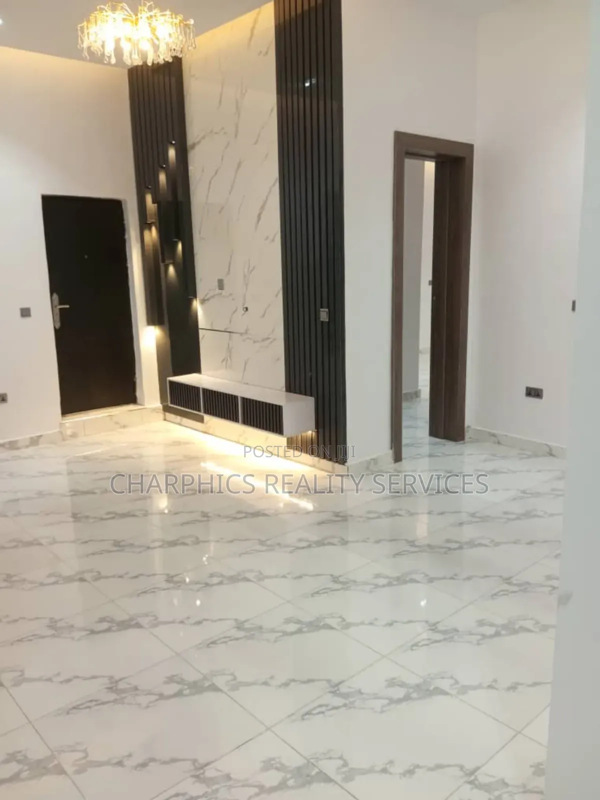 5bdrm House in Ikeja for sale