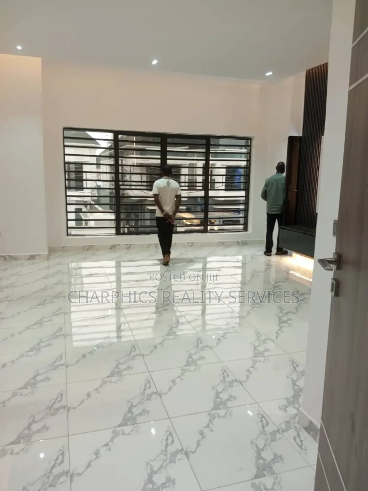 5bdrm House in Ikeja for sale