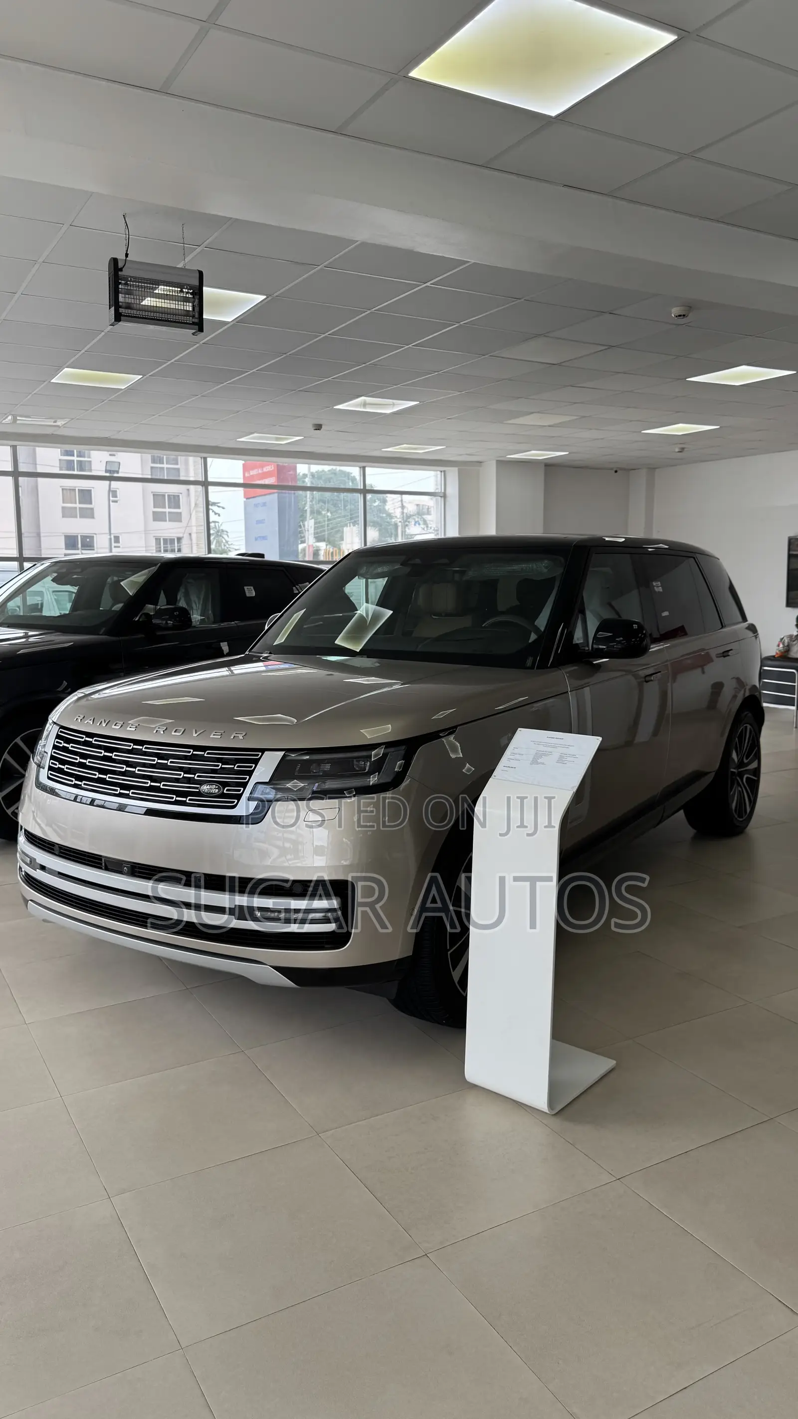 New Land Rover Range Rover 2025 Gold