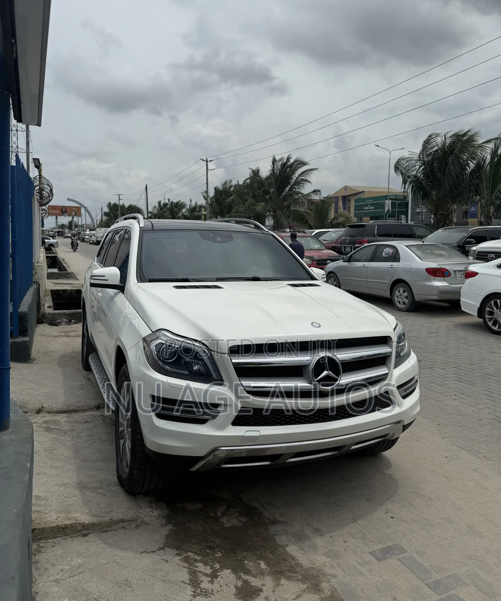 Mercedes-Benz GL-Class GL450 4MATIC 4dr SUV AWD (4.7L 8cyl Turbo 7A)