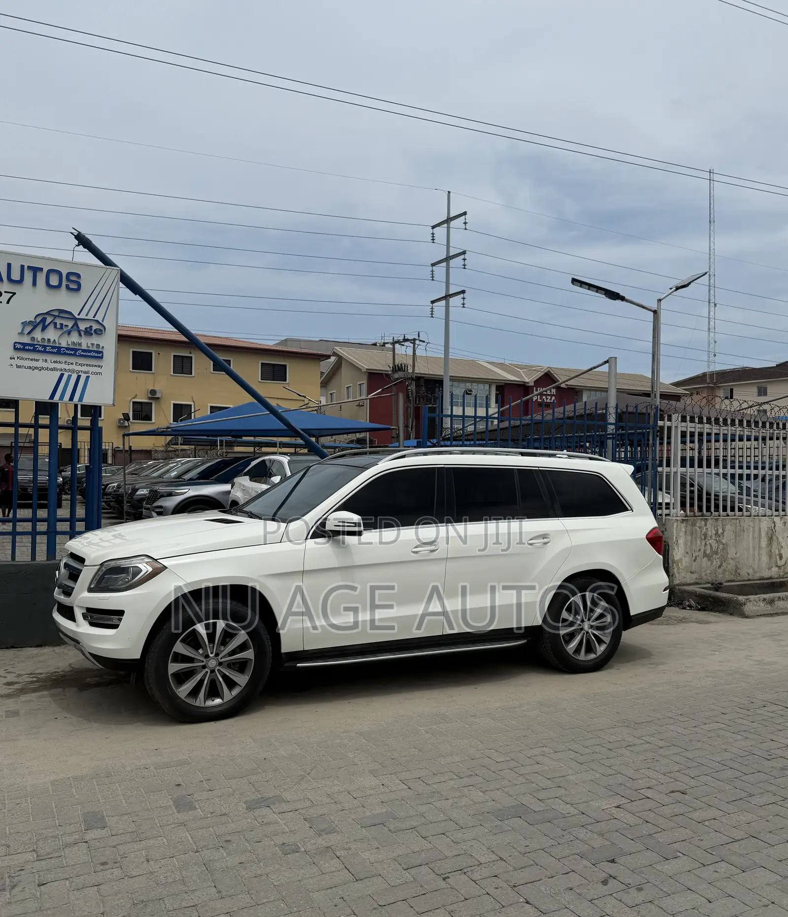 Mercedes-Benz GL-Class GL450 4MATIC 4dr SUV AWD (4.7L 8cyl Turbo 7A)