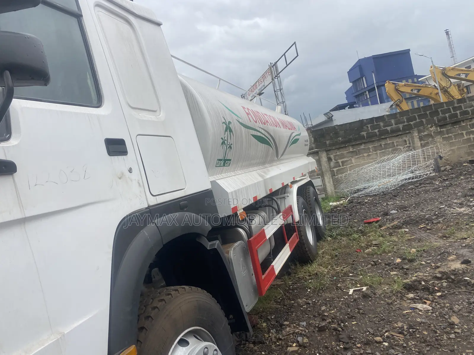 Howo 371 Water Tanker White