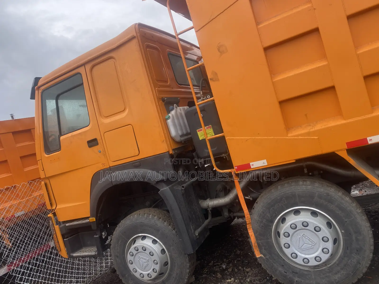 Howo 371 12tyres Dump Truck