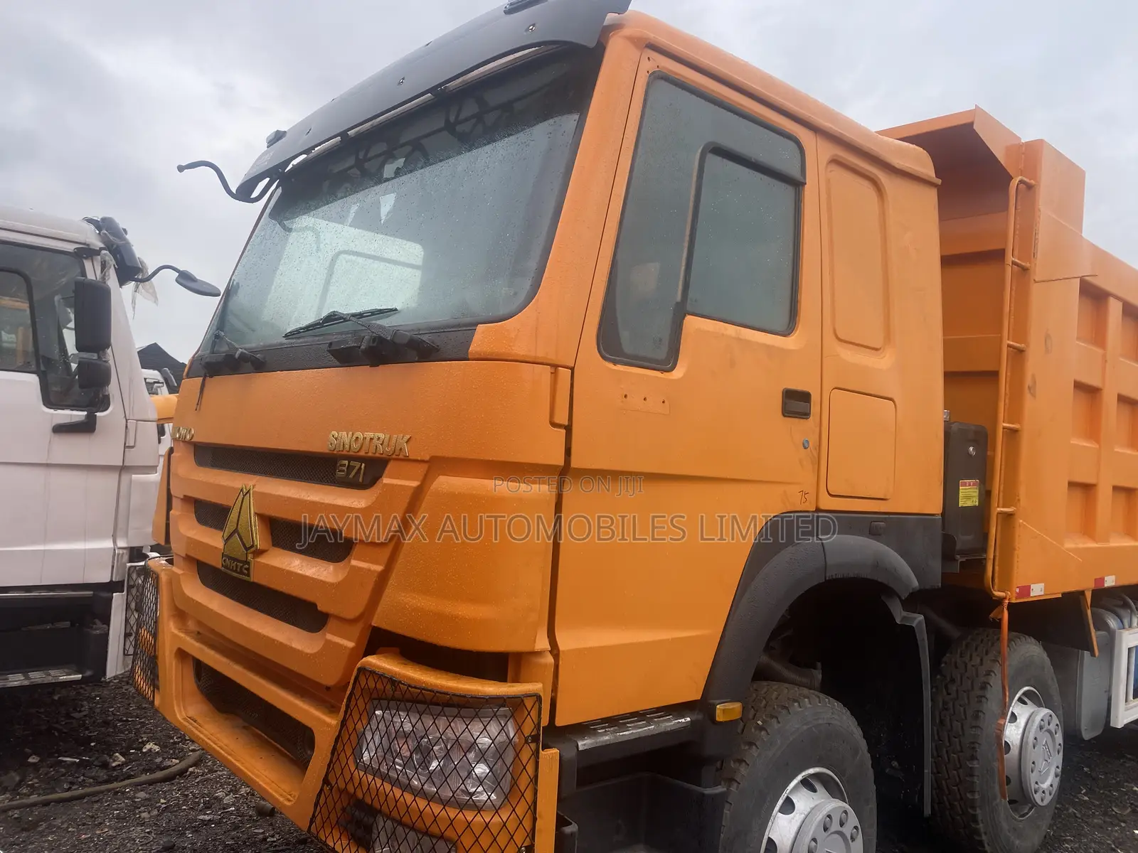 Howo 371 12tyres Dump Truck