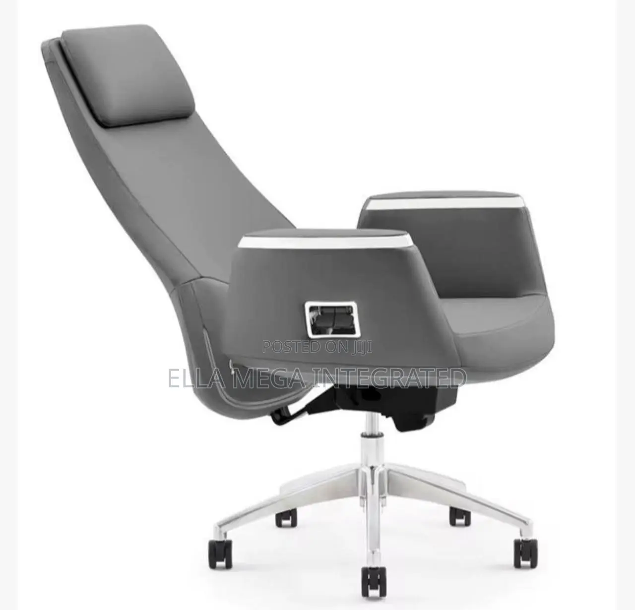 Executive Swivel Chair With Recliner