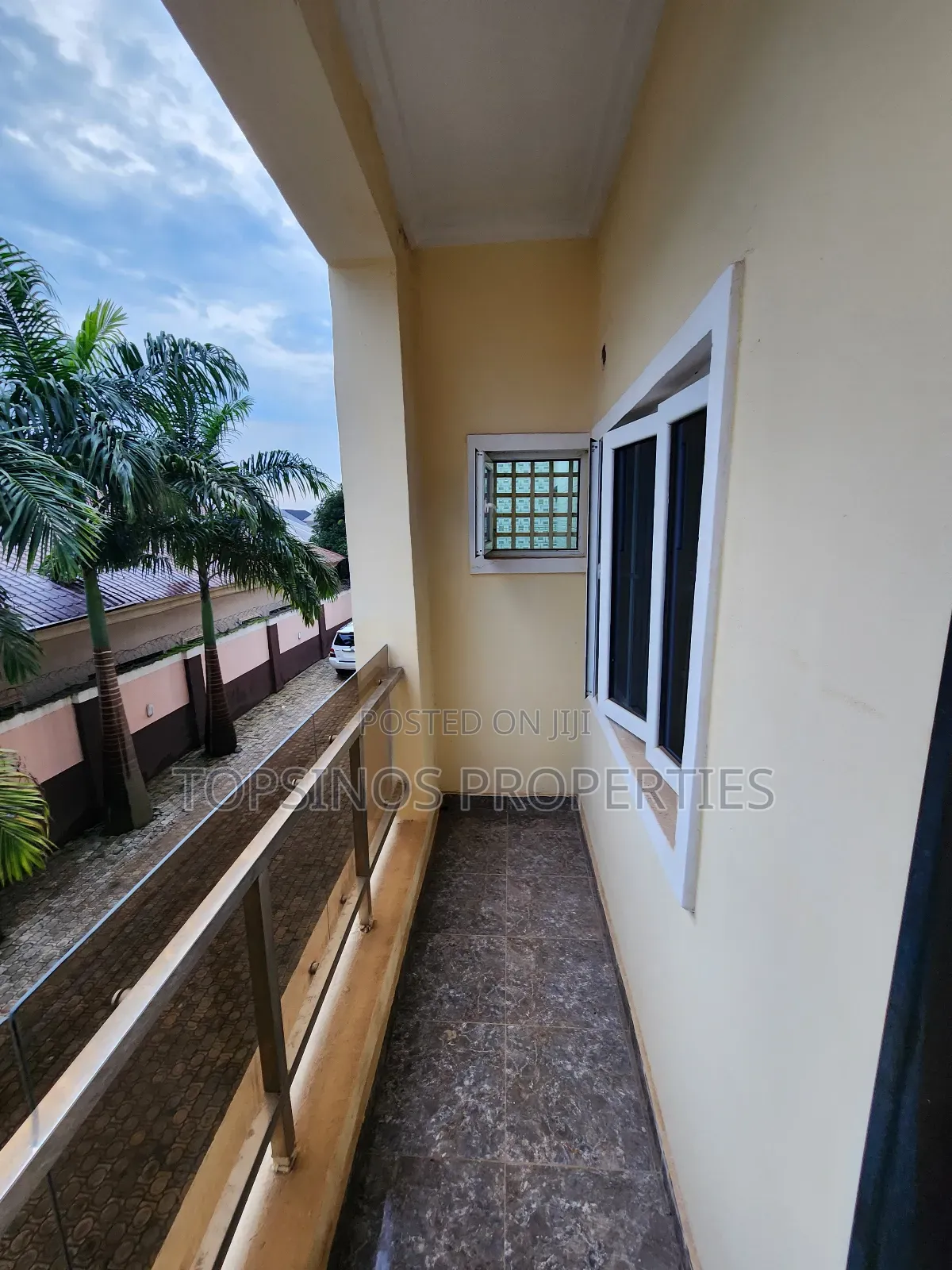 2bdrm Block of Flats in Dawaki for rent