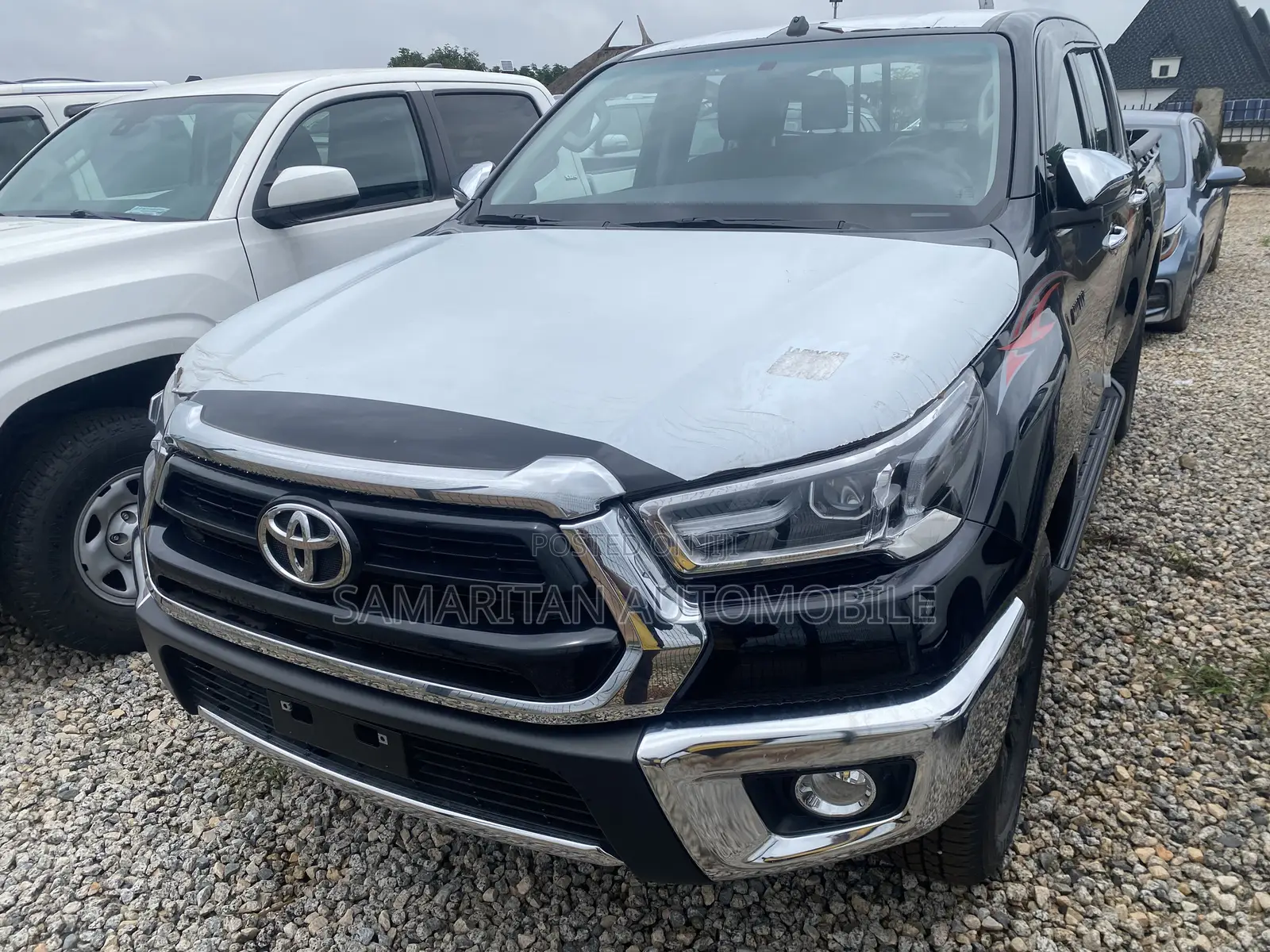 New Toyota Hilux 2024 Black