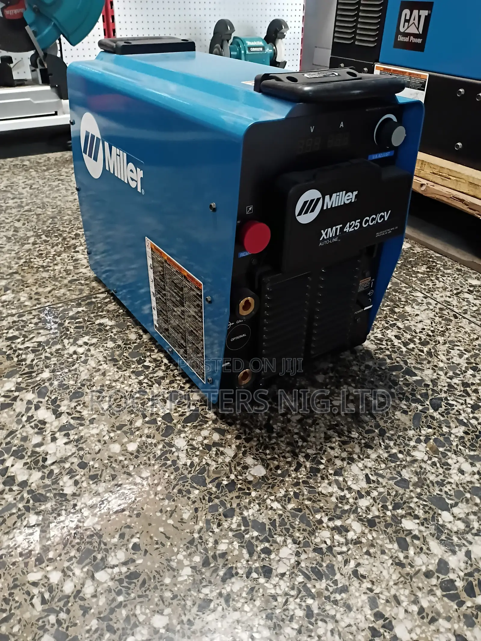 Miller XMT 425 Cc/Cv Multi-Use Welder