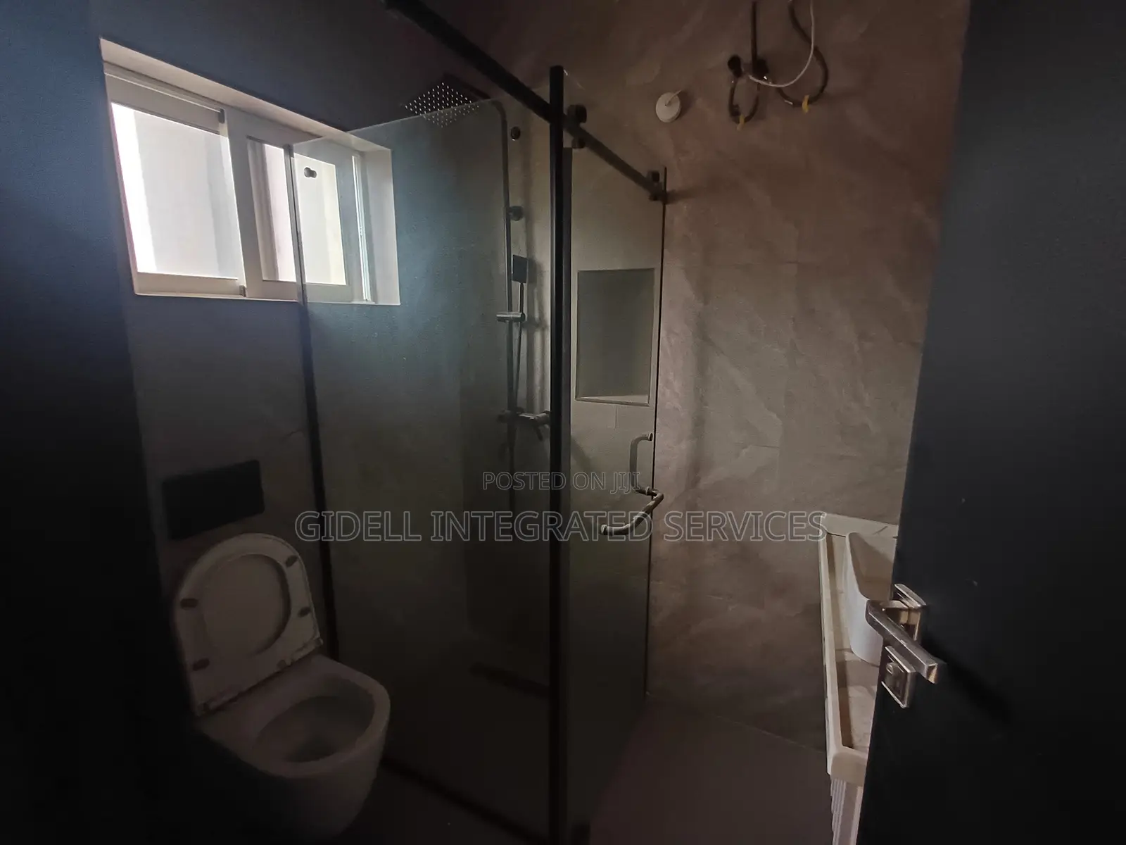 3bdrm Block of Flats in Maitama for rent