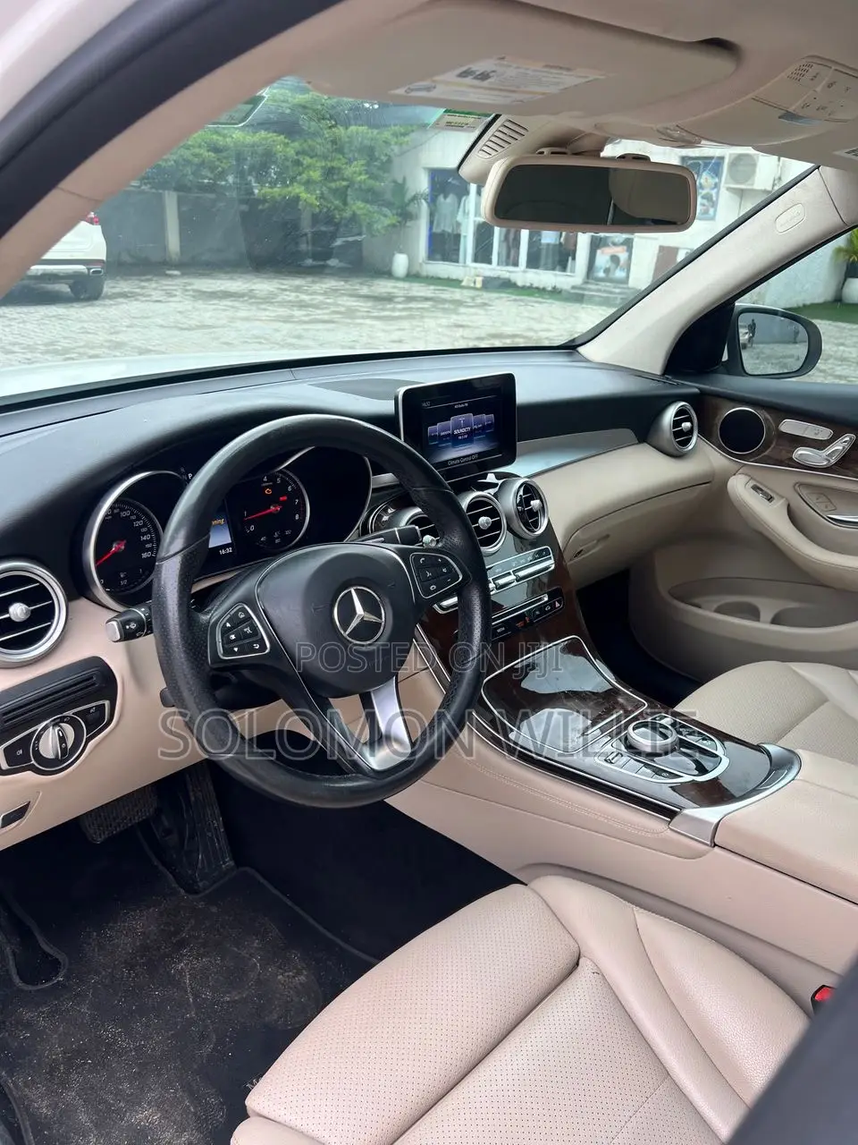 Mercedes-Benz GLC-Class 2017 White