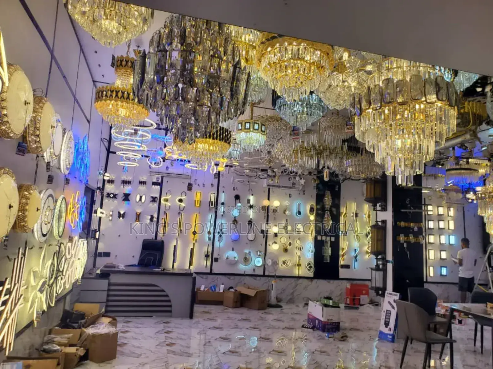 All Kinds of Chandelier Available