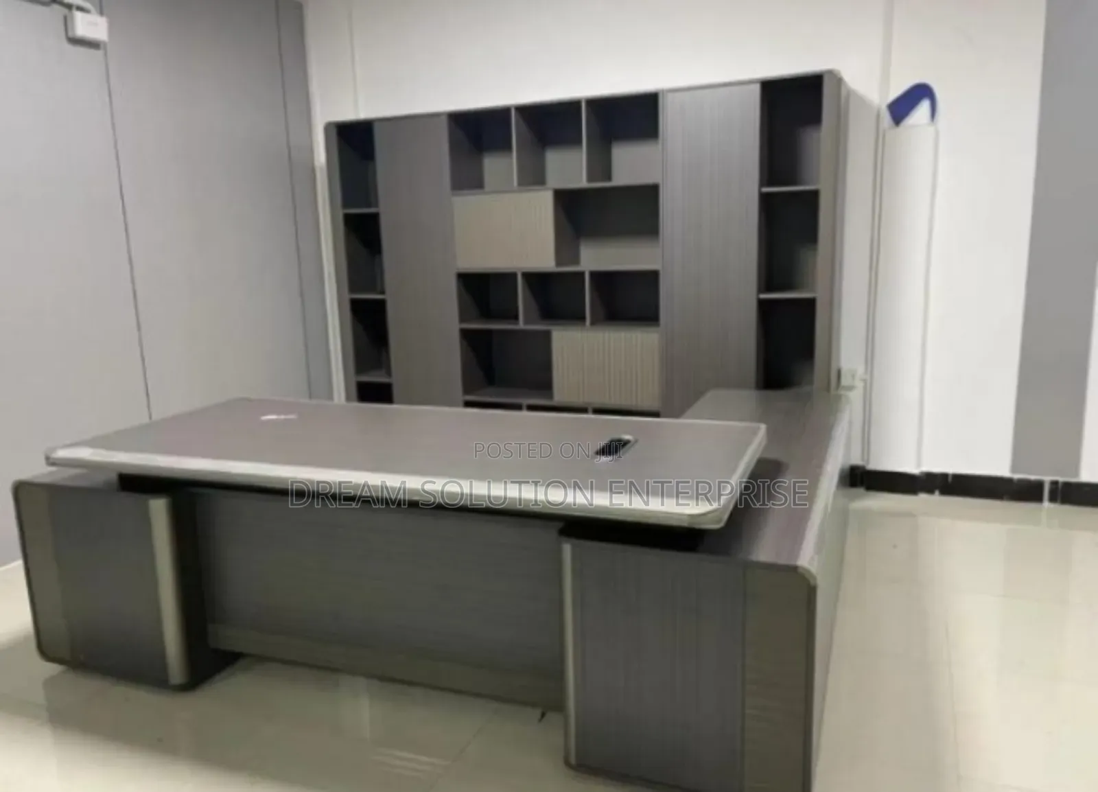 2.2 Meters Executive Quality Office Table