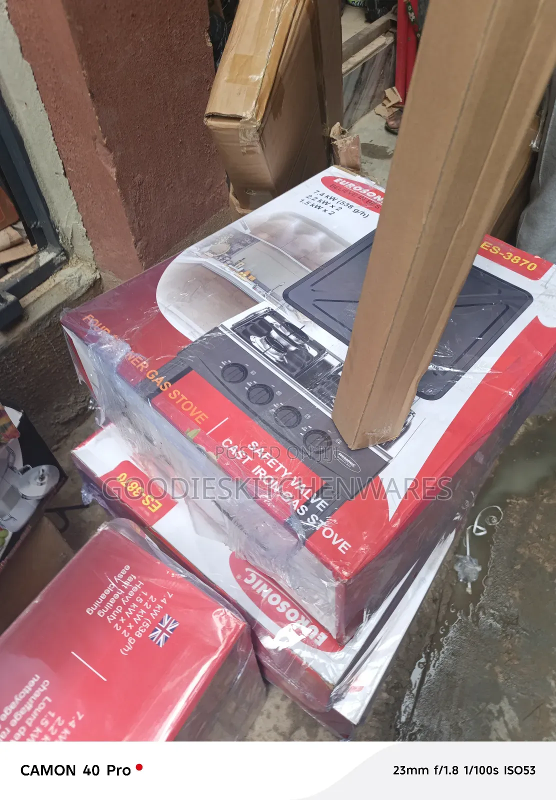 Eurosonic Standing Gas Cooker With Cover and Rack