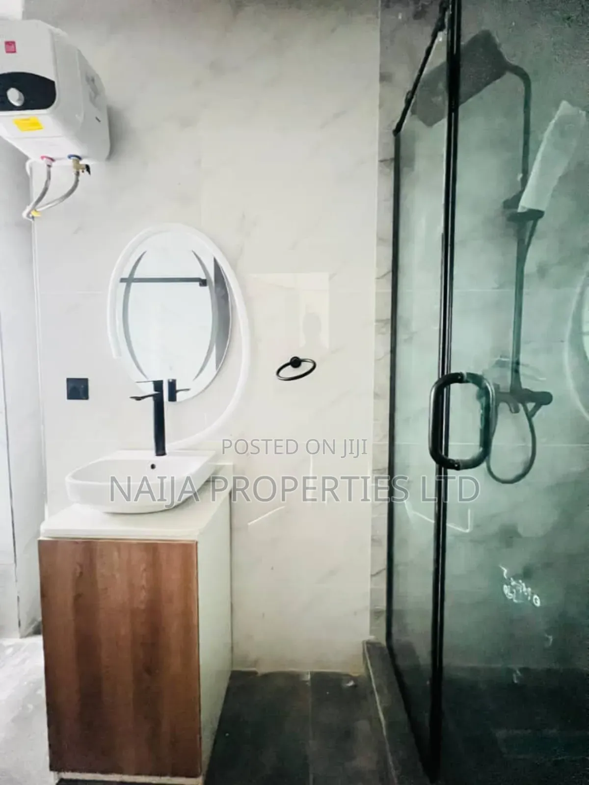 3bdrm Apartment in Ikeja Gra for sale
