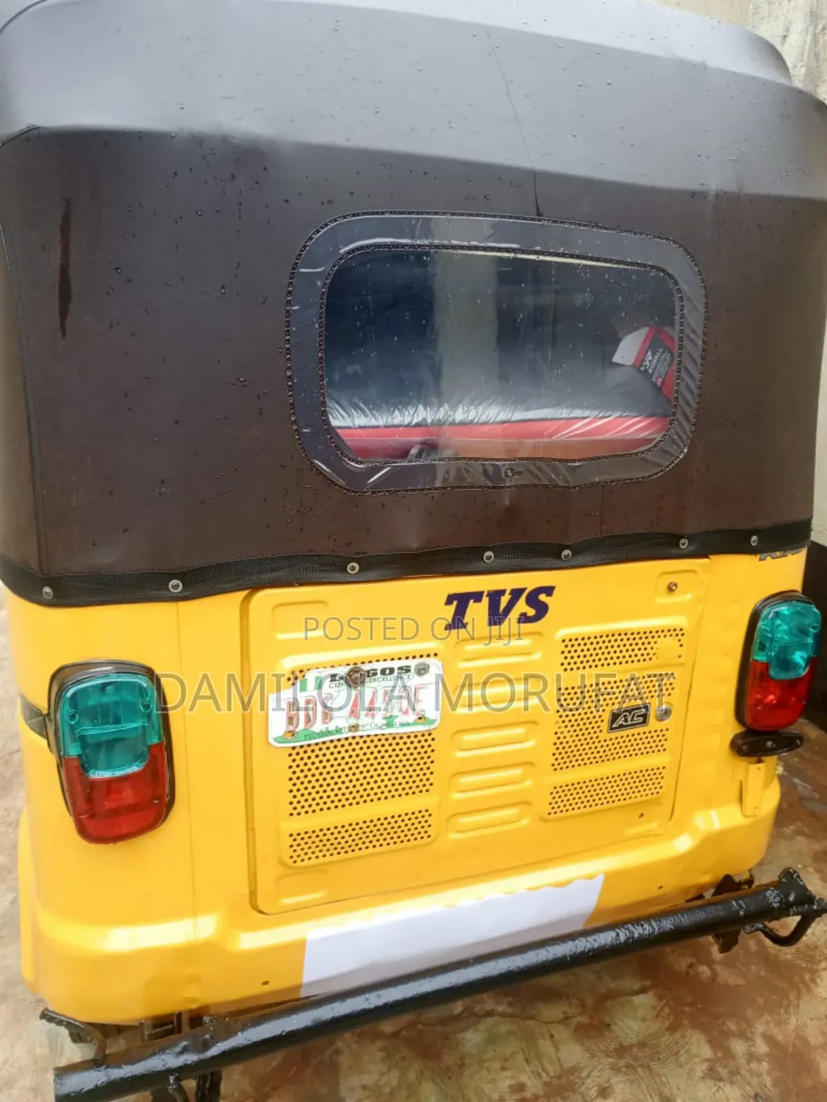 TVS Apache 160 4V 2023 Yellow