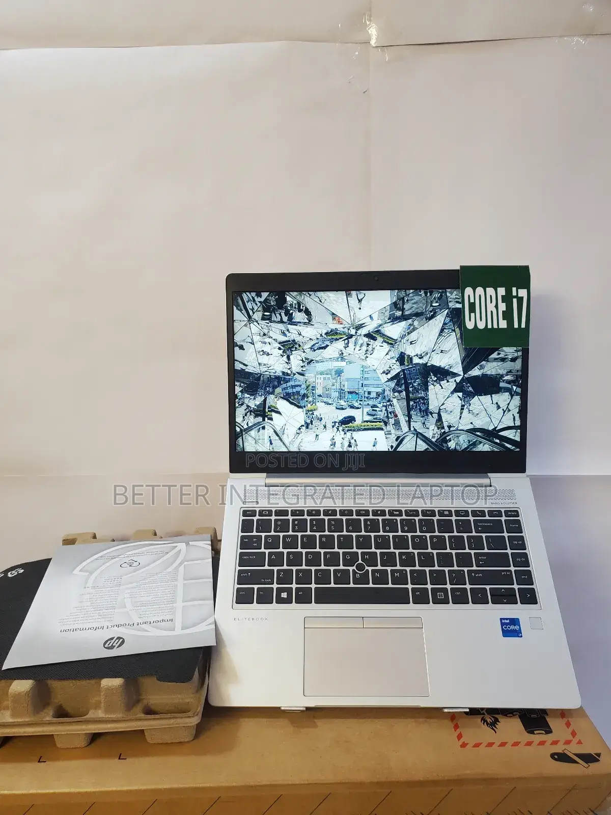 New Laptop HP EliteBook 735 8GB Intel Core i7 SSD 1T