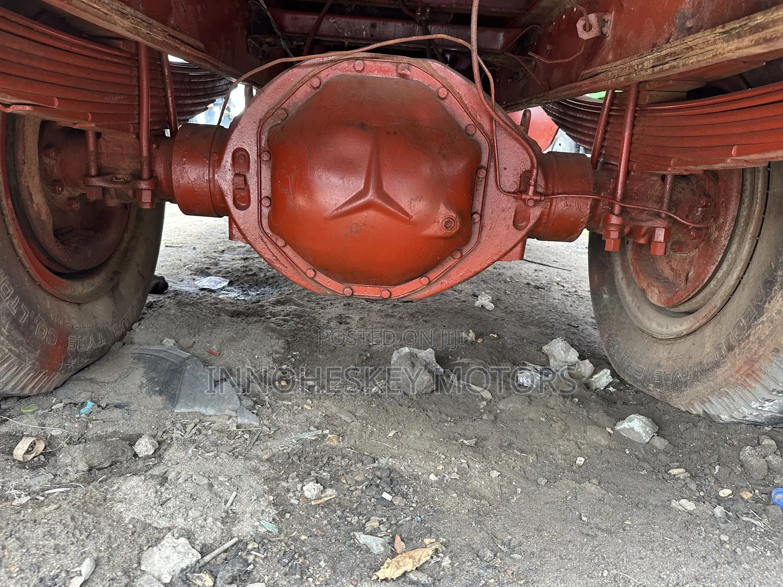 Mercedes Tipper