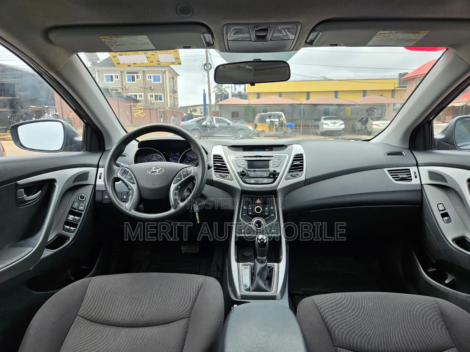 Hyundai Elantra SE Sedan FWD (1.8L 4cyl 6A) 2016 Black
