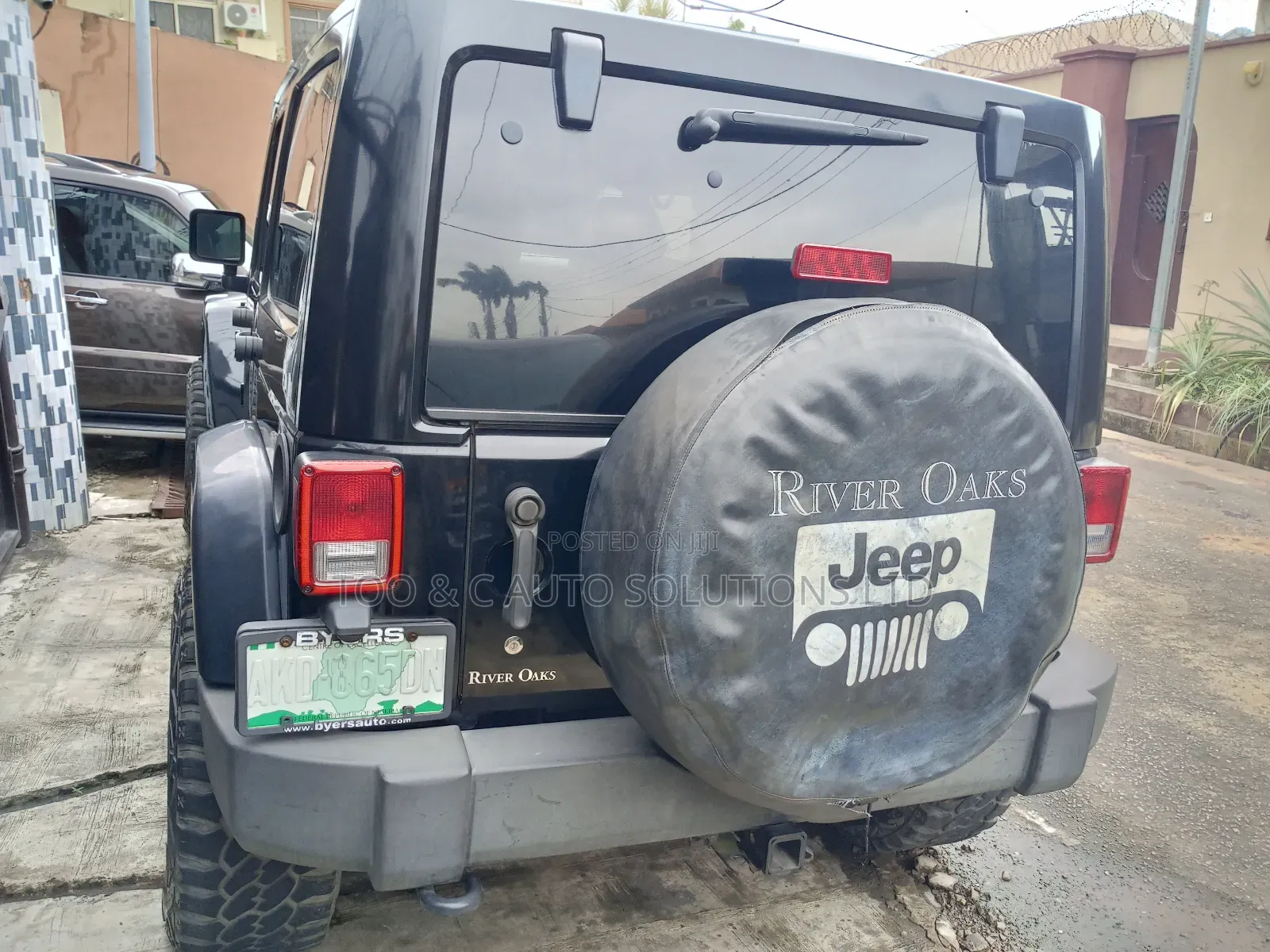 Jeep Wrangler Unlimited Sahara 2012 Black