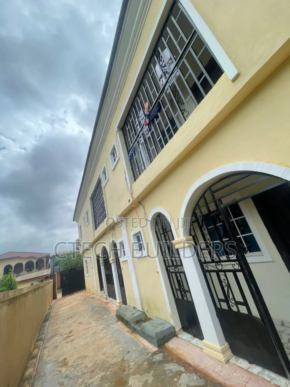 3bdrm Block of Flats in Benin City for rent