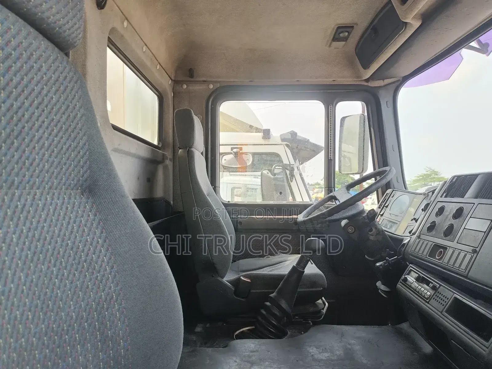 Man Diesel Cargo Truck 10tires European Standard