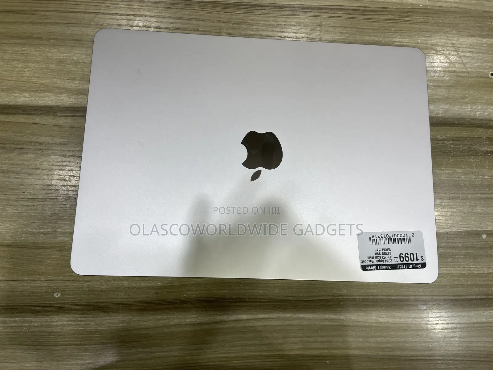 Laptop Apple MacBook Air 2024 M3 13-Inch 8GB Apple M3 SSD 512GB