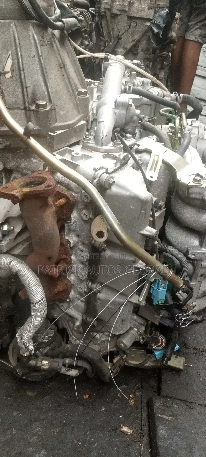 Nissan Pathfinder 3.5 Engine