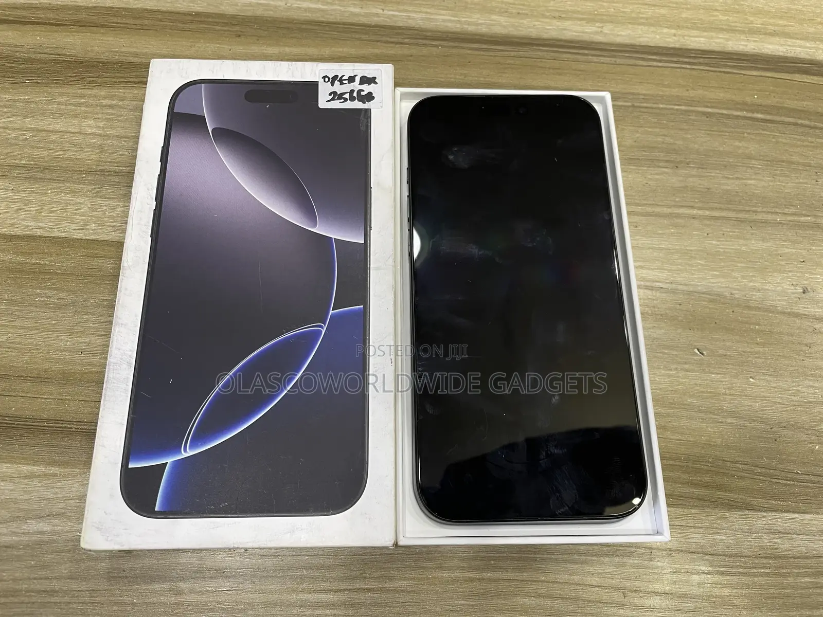 New Apple iPhone 16 Pro Max 256 GB Black