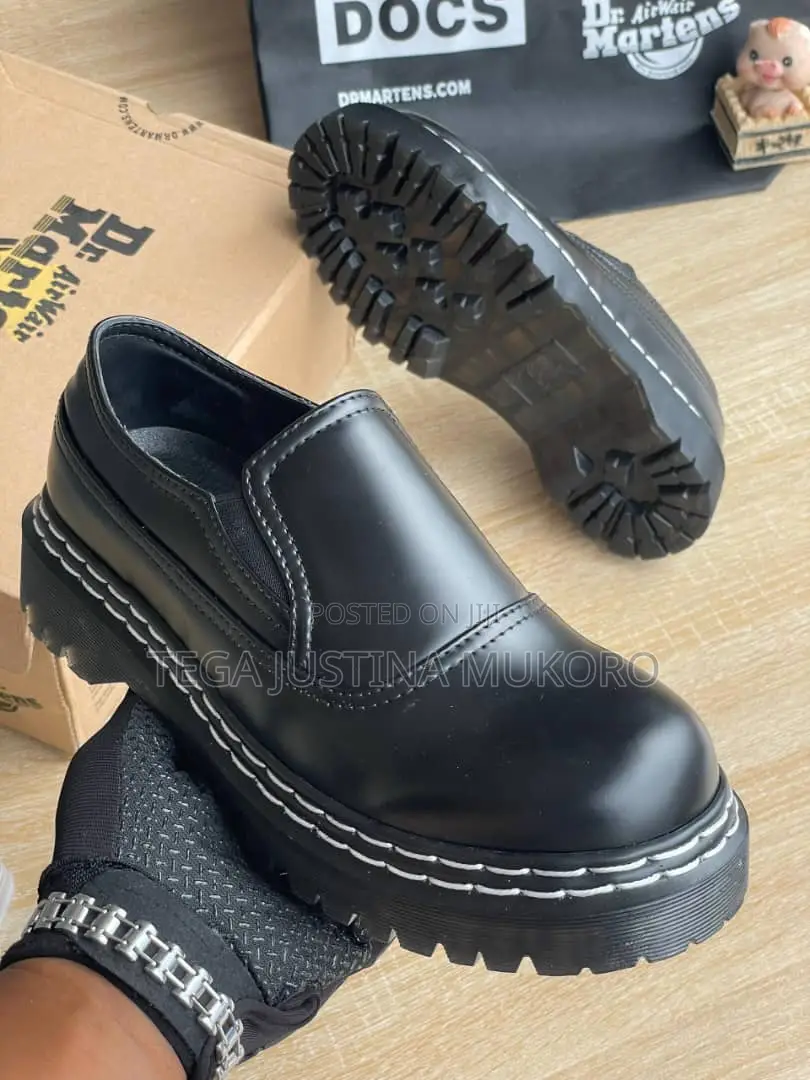 Latest Design Dr Martins Men's Flat Shoes