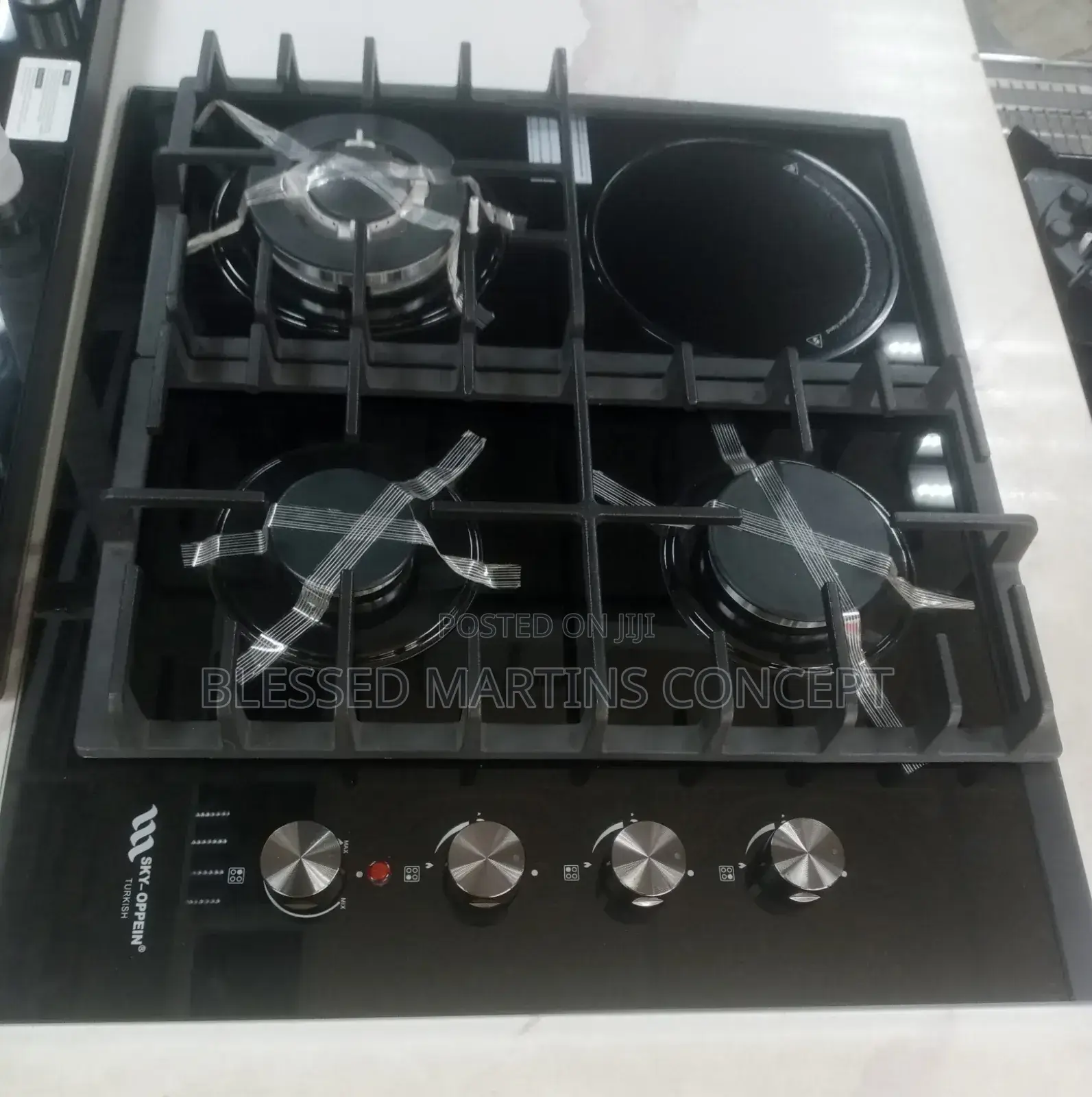 Sky Oppein 3 Gas Burner and 1 Hotplate