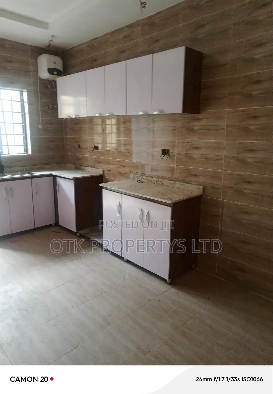 3bdrm Block of Flats in Fo1, Kubwa for rent