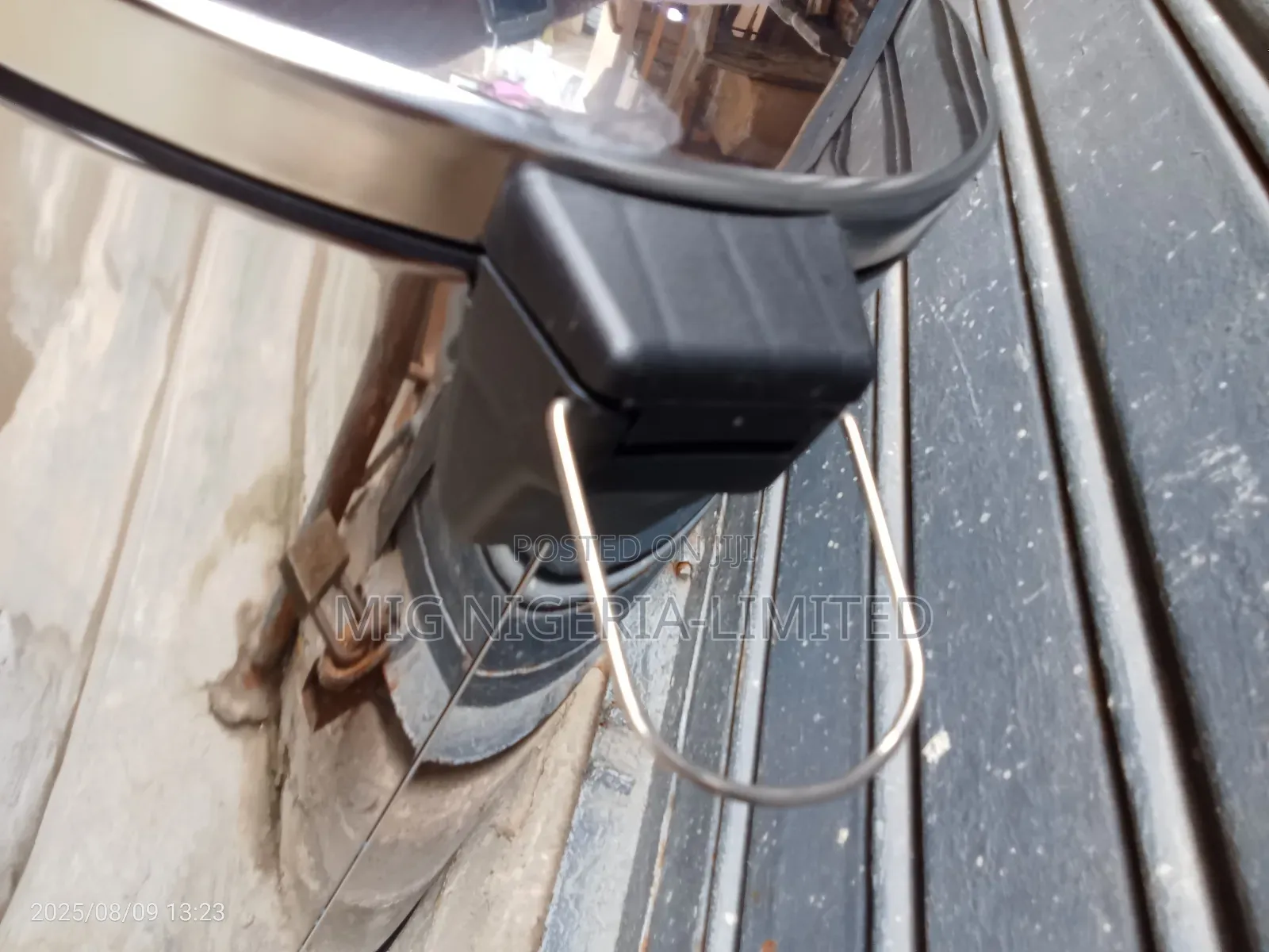 50l Stainless Steel Pedal Trash Can Dustbin With Closing Lid