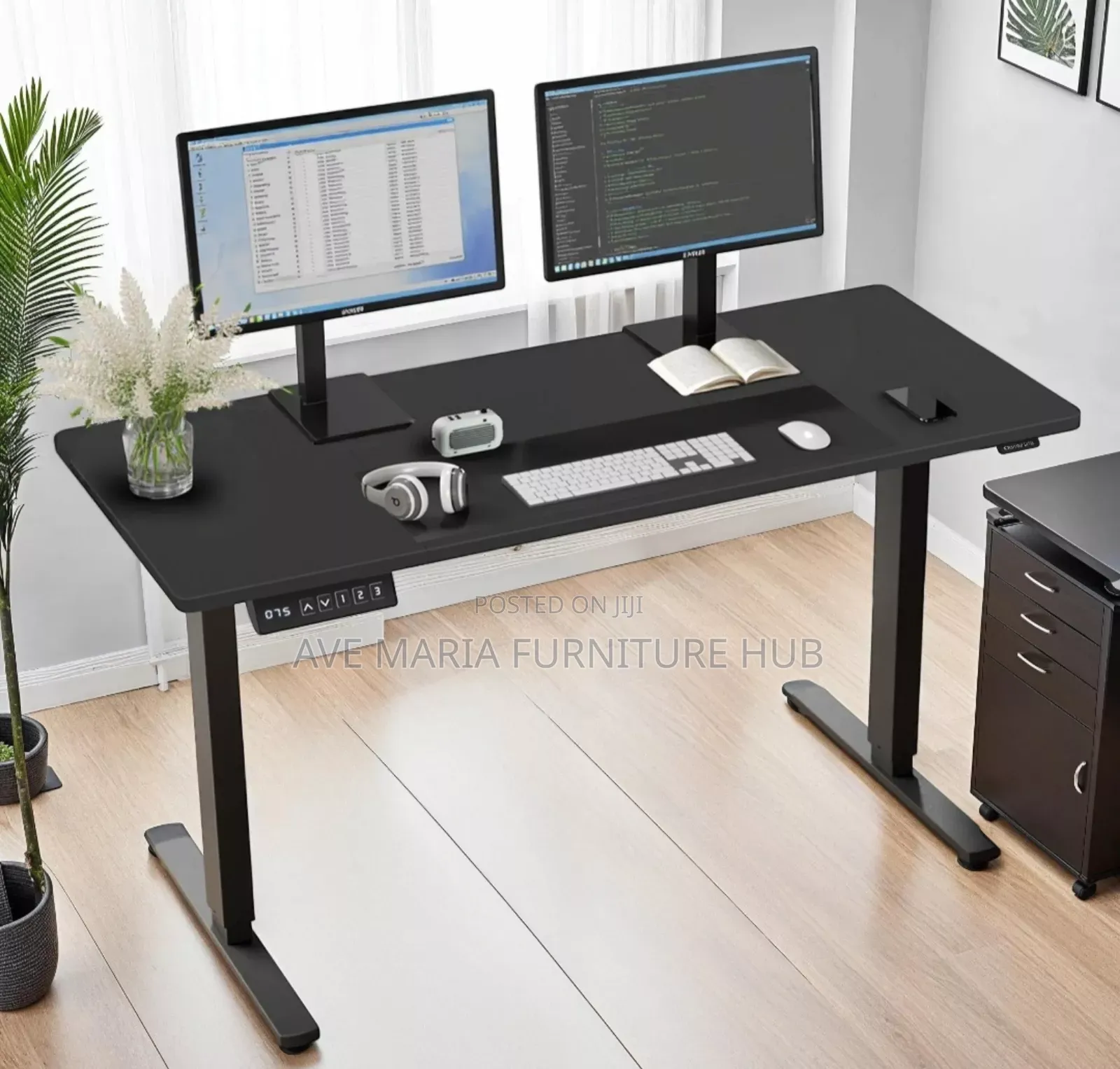 Height Adjustable Gaming Desk [Electric].