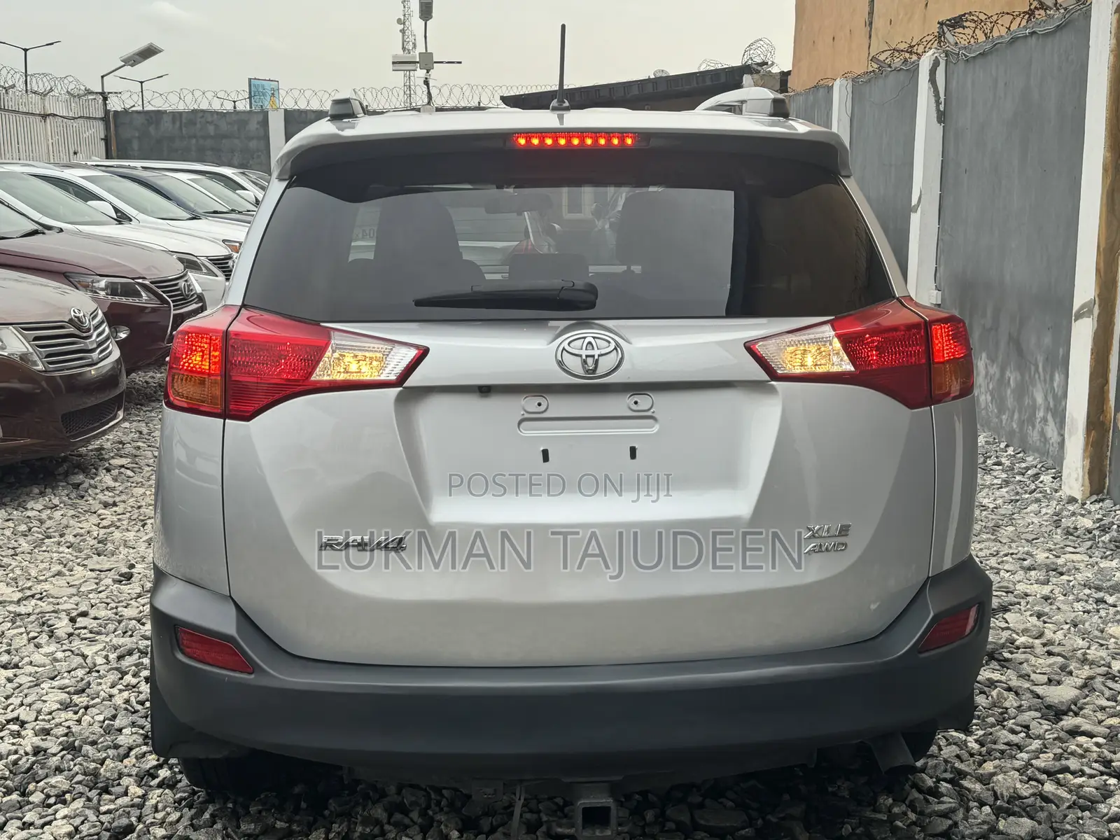 Toyota RAV4 XLE 4dr SUV (2.5L 4cyl 6A) 2014 Silver