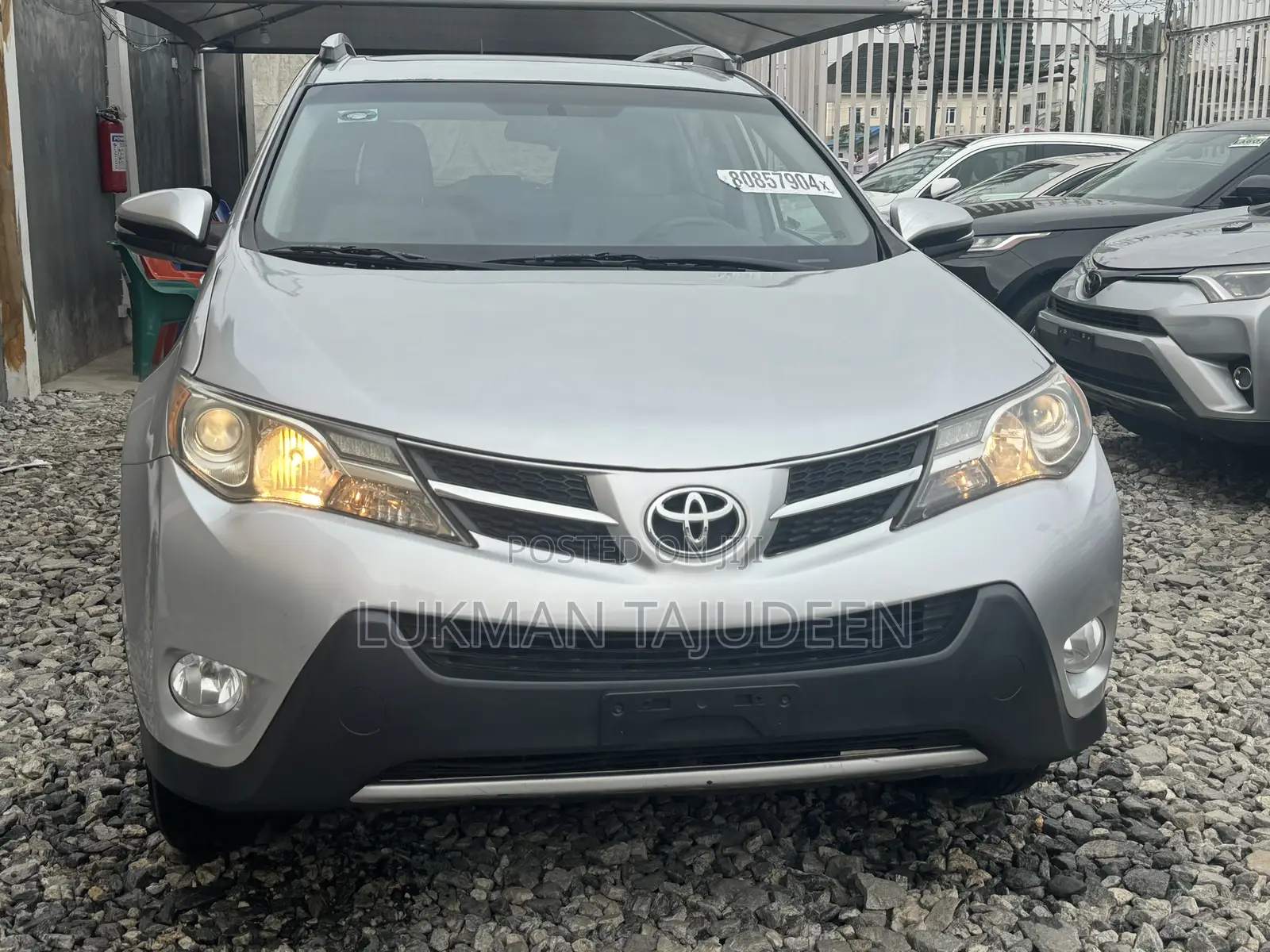 Toyota RAV4 XLE 4dr SUV (2.5L 4cyl 6A) 2014 Silver