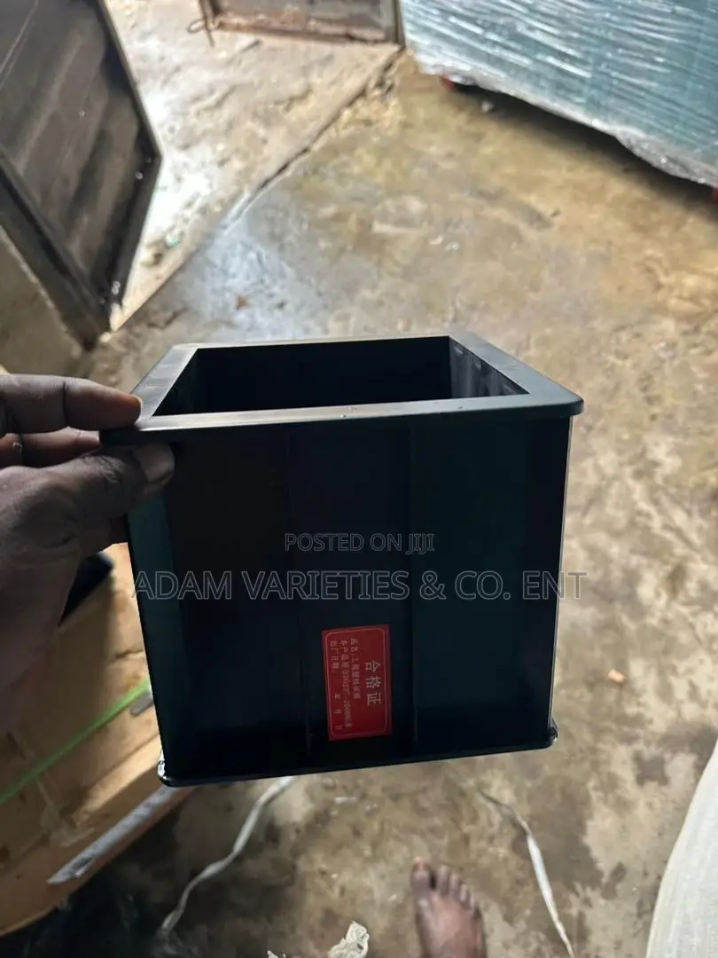 Plastic Concrete Test Cube Mould