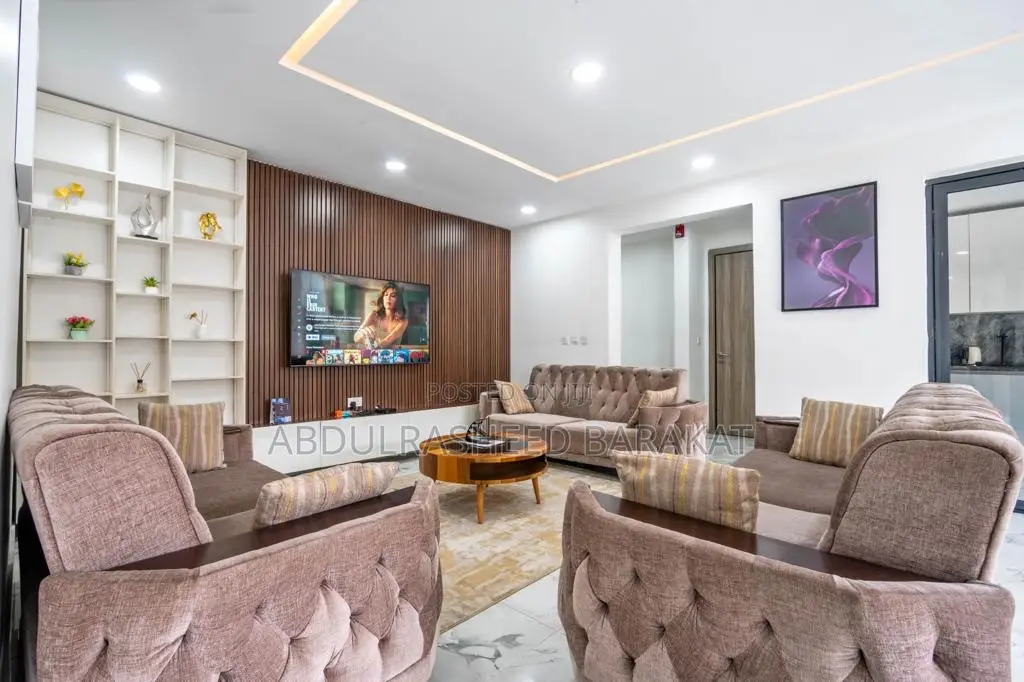 Luxury Two Bedroom With Pool Gym Snooker