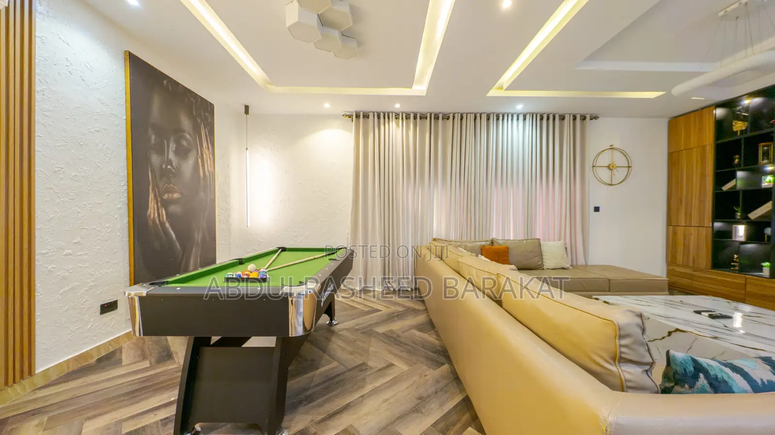 Luxury Three Bedroom Apartment With Snooker Pool